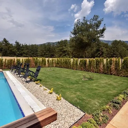 Villa Oludeniz'de Kiralik 8 Kisilik 3 Odali, 3 Banyolu Muhafazakar *